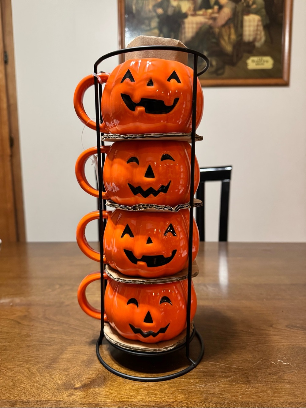 NEW Halloween Pumpkin Stackable Mug Set of 4 with Black Metal Rack